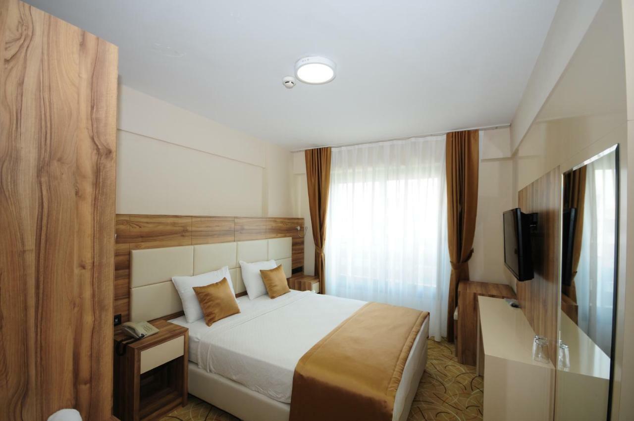 Grand Hekimoglu * Izmir
